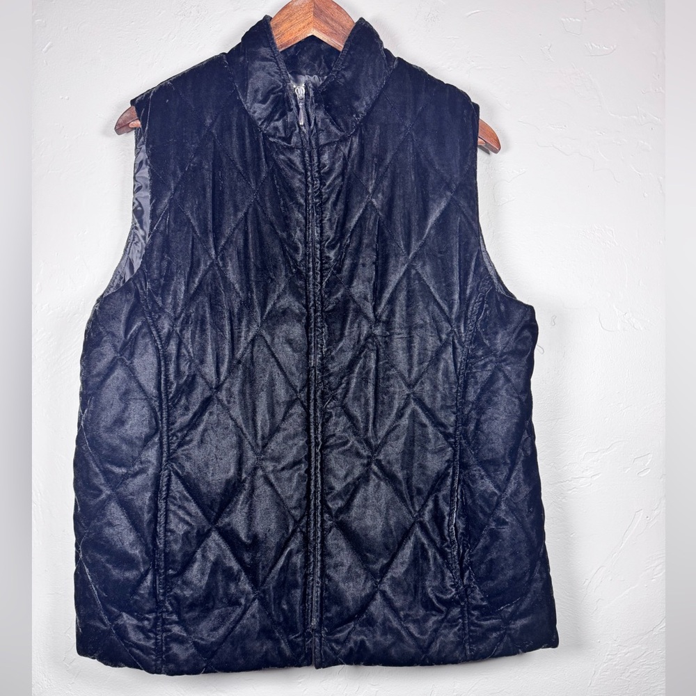 Koret Vintage Velvet Black Quilted Outerwear Vest Size‎ Large
